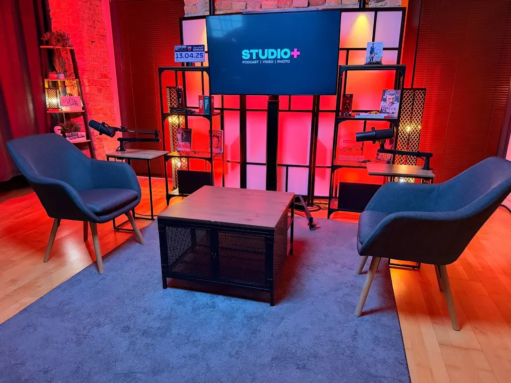A STUDIO+ stúdió egyik díszlete – kattints a galériához
